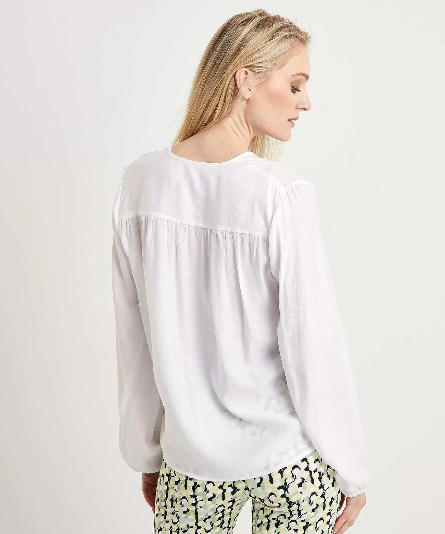 Caroline Biss Blouse Store