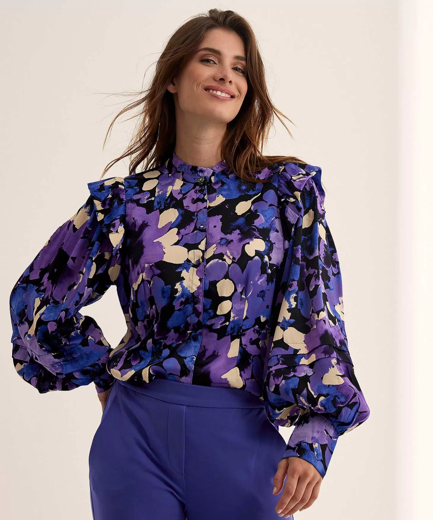 Fabienne Chapot Silky Blouse Bloemenprint Philo Fashion