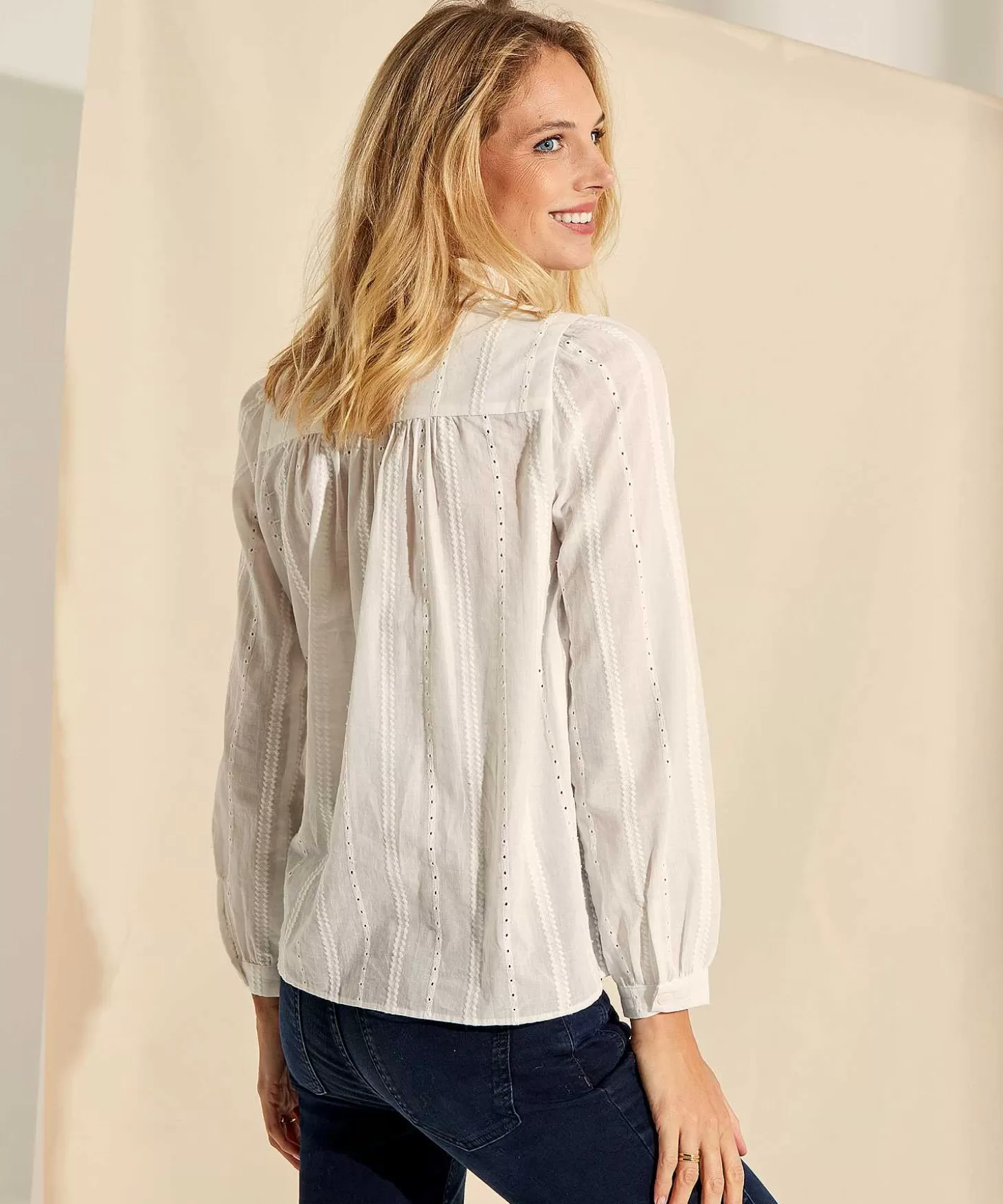 GIULIA E TU Ajour Ruffle Blouse Flash Sale