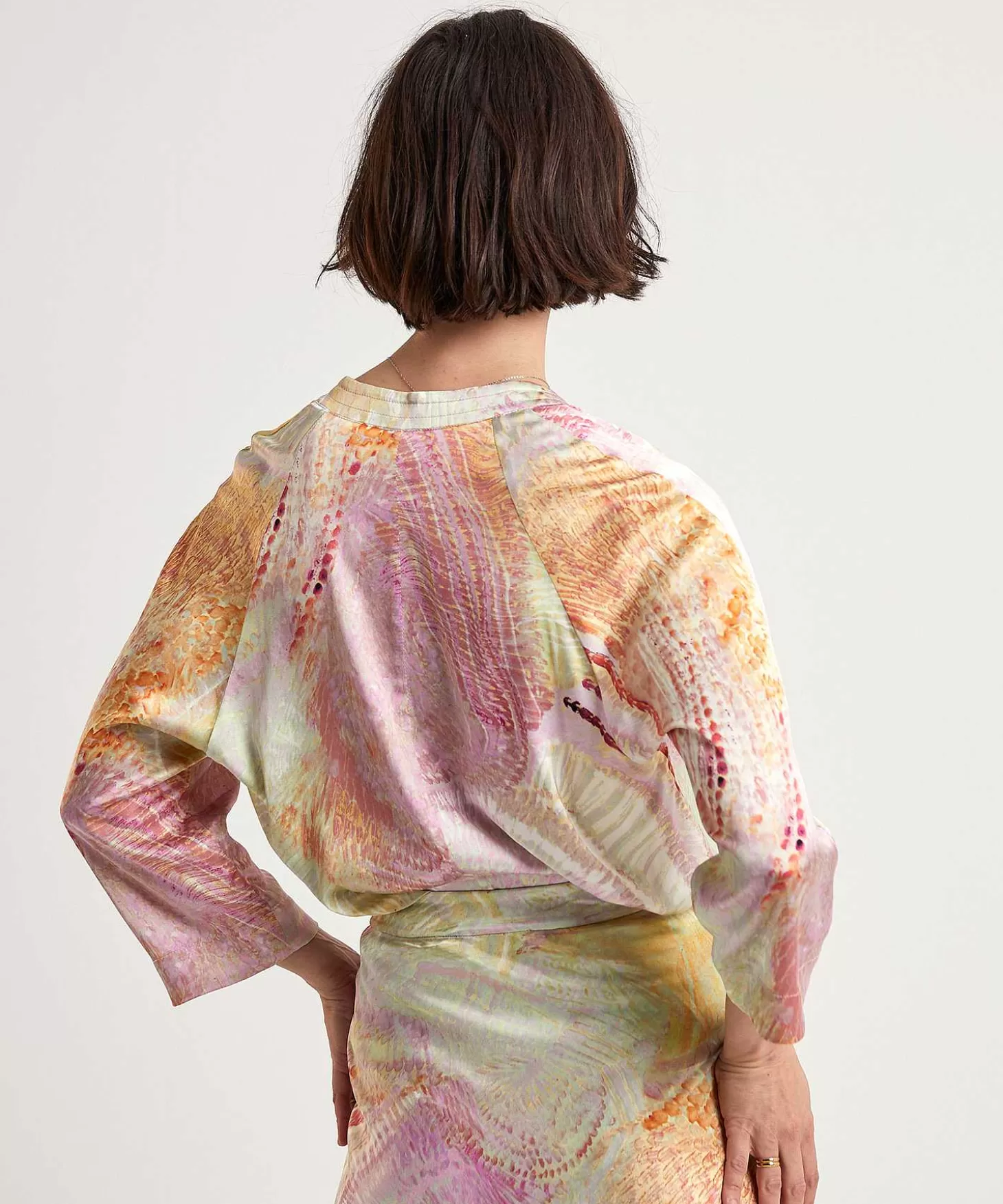 Japan TKY Silky Blouse Met Print Nima Outlet