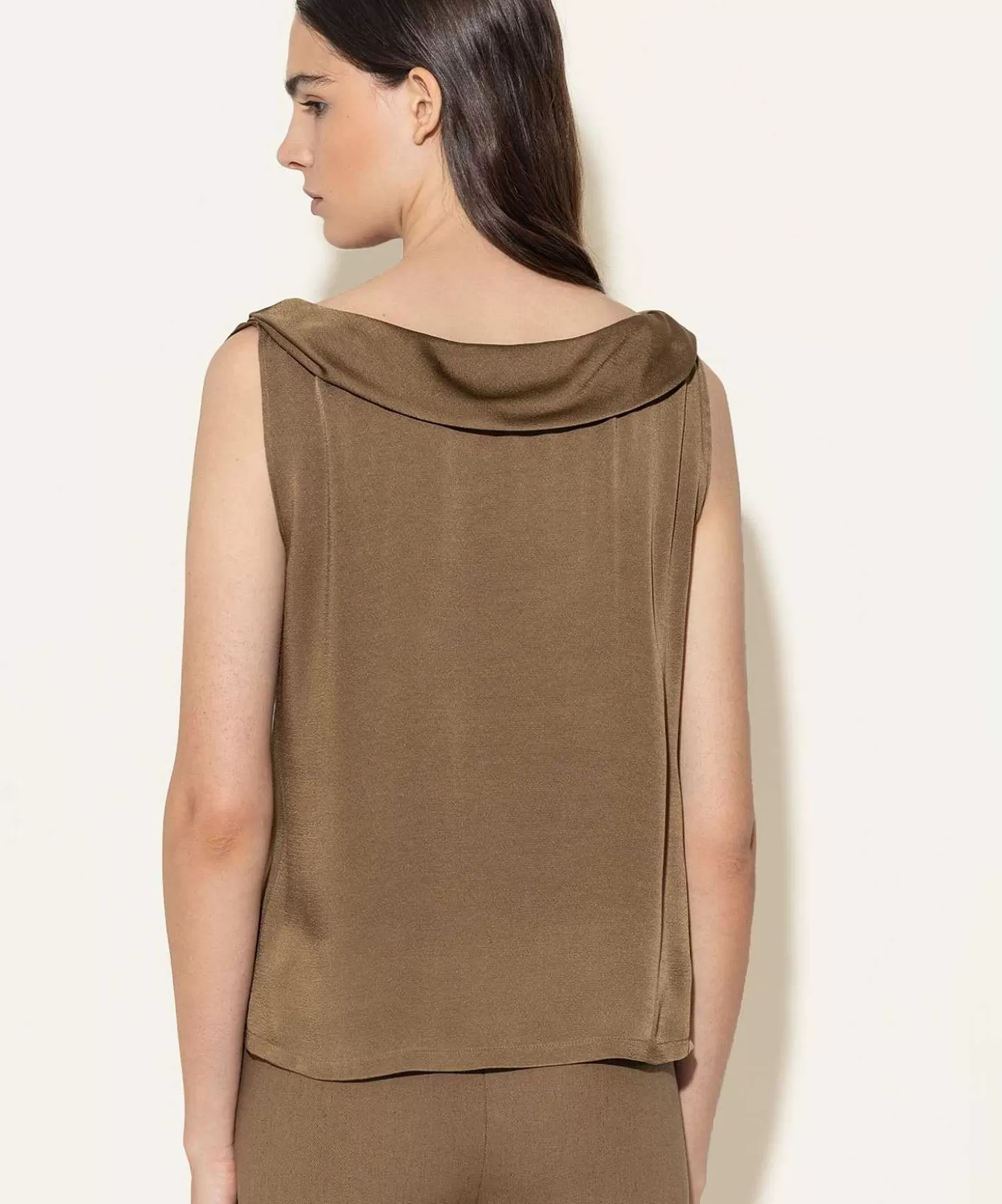 Luisa Cerano Silky Top Met Watervalhals Fashion