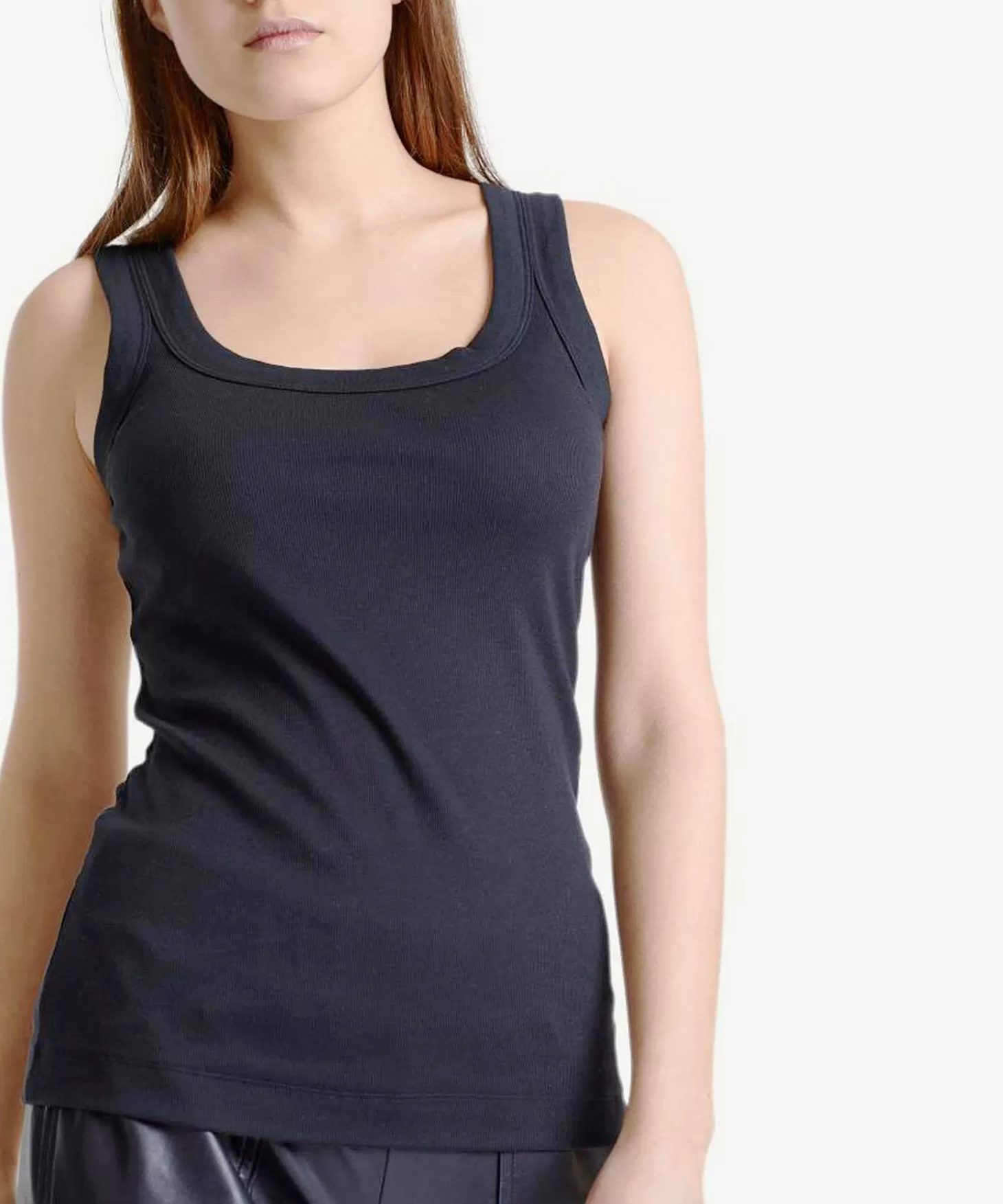 Marc Cain Essentials Marc Cain Tanktop Singlet Rib Hot