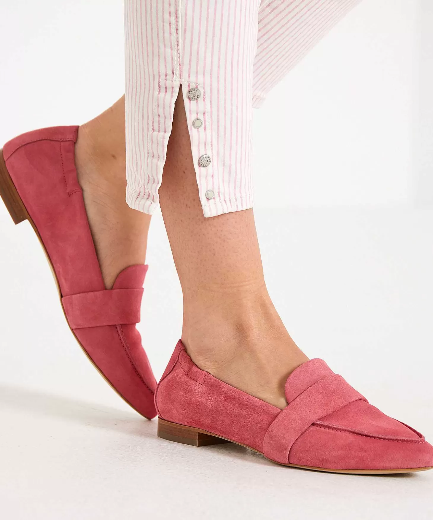 VIA VAI Suede Loafer Naomi Suite New